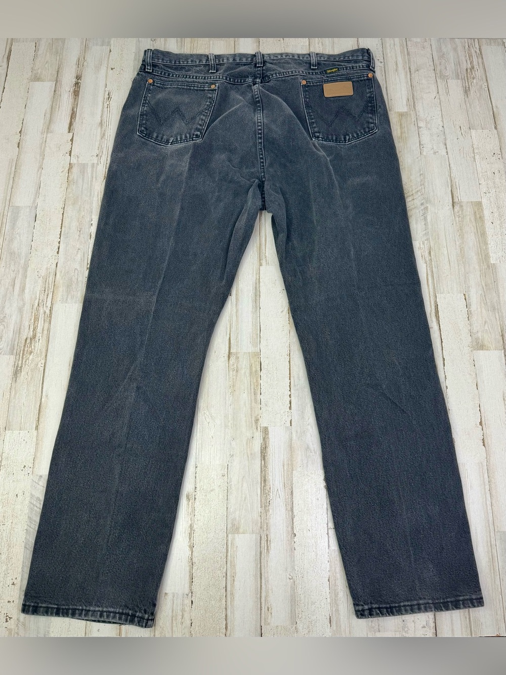 Wrangler Jeans Men's 42x33 Black Cowboy Western Outdoors 13MW2WK Lot Of 2 - Picture 7 of 12